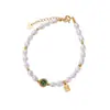 Yilu Plata de Ley S925 Chapado en Oro Perla de Agua Dulce Jade Verde Incrustado Placa Redonda de Bendición Lujo Accesible Retro Francés Pulsera
