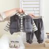 Traje para niño Comercio Exterior Primavera Nuevo Bolsillo Doble Ropa de Trabajo Solapas Chaleco Manga Larga Rayado con Capucha Conjunto de Tres Piezas para Niños