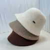Chapéu de pescador de pelúcia irregular de tricô estilo coreano outono e inverno all-match quente cor sólida chapéu bucket feminino outono e inverno lã de alta qualidade