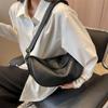 Bolsa de Dumpling Retrô Europeia e Americana, Bolsa de Ombro Transversal Fashion, Bolsa Feminina de Couro Macio Versátil da Moda de Nicho, Bolsa de Exportação