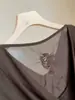 Camiseta de hombros descubiertos con bordado irregular de rosas, puramente sensual y sexy, para mujer, top de malla de manga larga sin espalda, para otoño