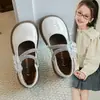 Zapatos de Princesa para Actuación de Niña 2026 Otoño Nuevo Estilo Color Sólido Negro Zapatos Pequeños de Cuero Zapatos de Princesa con Flor de Pedrería para Niña