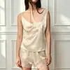 Conjunto de Pijama de Duas Peças para Mulheres, Camisola e Shorts com Renda Patchwork, Estilo Novo Europeu e Americano 2026, Roupa de Dormir de Seda Falsa para o Verão