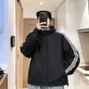 Chaqueta a rayas para exteriores transfronteriza, nuevo estilo primavera/otoño para hombre, corte holgado, versátil, prenda exterior casual con capucha, marca de moda