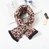 "Algodão para baixo" Elementos de moda coreana Dongdaemun cachecol de inverno contrastante feminino estudante coreana cachecol grosso feminino