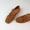 Sandalias Cerradas Transpirables con Corte Hueco, Casuales y Cómodas para Mujer, con un Diseño de Nicho de Moda y un Suave Estilo Romano Retro