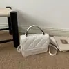 Bolso con relieve de patrón de rombos en colores de caramelo, nueva colección otoño 2026, bolso tote casual estilo coreano, elegante bolso de hombro y bolso cruzado