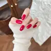 Conjunto de Arte para Unhas Retro Vermelho Novo Estilo com 30 Peças, Simples e Sofisticado, Realça a Tez, Adequado para Uso Diário, Formato Oval, Elegante e Sofisticado
