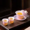 Juego de Té de Porcelana Kung Fu con Color Esmaltado, Tazón de Cerámica de Tres Piezas con Tapa, Taza de Té, Taza de Maestro, Taza de Té Decorada con Flores Hecha a Mano