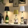 Luminária de mesa LED recarregável transfronteiriça para restaurantes e bares, luz de garrafa plug-in, luminária de mesa criativa de garrafa sensível ao toque