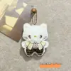 Muñeca Colgante de Peluche Ruidosa de Gato Kt Linda de Dibujos Animados para Niña Falda JK Broche de Gato Bolsos Zapatos Accesorios de Ropa