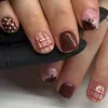 Uñas Postizas Melard Wearable para Uñas con Diseño de Calabaza, Cuadros y Lunares, Cuadradas Cortas, con Adhesivos Removibles para un Look Elegante