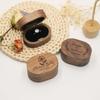 Caja de Madera Maciza para Pendientes de Mujer, Anillos, Joyero de Almacenamiento y Regalo, Nogal Negro Exclusivo Transfronterizo para Regalos de Enamorados Logo