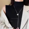 Collar Largo de Cadena con Borla de Perlas en Forma de Corazón para Mujer, Exquisita Cadena de Sudadera de Lujo Ligero de Alta Gama, Accesorio Versátil Estilo Ins