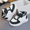 Zapatillas altas para niños, transpirables y resistentes al desgaste, superficie de cuero, impermeables, zapatos casuales para niñas, zapatos deportivos para niños, zapatos para estudiantes y niños pequeños