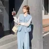Conjunto de Terno Fashion Azul com Franjas Estilo Pequeno Chanel para Mulheres Nova Coleção Primavera 2025 Conjunto de Três Peças Colegial Camisa Colete Calça