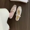 Almofada Branca Garça Laço Verão 2026 Novo Vestido Malha de Fada Sapatos Mary Jane Respiráveis Sola Macia Design Vazado