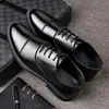 Nuevos Zapatos de Cuero con Cordones para Hombre Primavera y Otoño 2025, Zapatos Individuales de Cuero Suave Casual de Negocios con Tres Correas, Zapatos de Cuero Casual Transfronterizos para Hombre