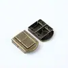 Varias Especificaciones de Broches de Hierro Planos de Cierre, Broches Cuadrados Pequeños de Cierre, Broches de Hierro para Cajas de Empaque Electroplateados de Alta Calidad