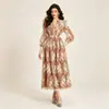 Vestido de Encaje Bordado Pesado Francés para Mujer Cuello en V Cuello Alto Manga Larga Cintura ceñida Dobladillo ancho Vestido Largo En Stock Venta al por Mayor de Fábrica