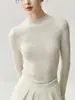 ¡Lavable en la lavadora! Suéter Base de Punto Delgado para Mujer Yangtze Yarn Extra Fino Sin Costuras Cuello Medio Alto 100% Lana