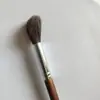 Brocha de Maquillaje, Brocha para Sombras de Nariz con Punta de Dedo, Brocha para Sombras de Contorno, Brocha Angulada para Difuminar, Brocha de Maquillaje Angulada, Brocha Suave para Contorno