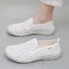Sapatos Casuais Femininos de Primavera e Outono, Novos, com Solado Macio, Slip-On, Respiráveis, Resistentes ao Desgaste, Confortáveis, Versáteis, Sapatos de Um Só