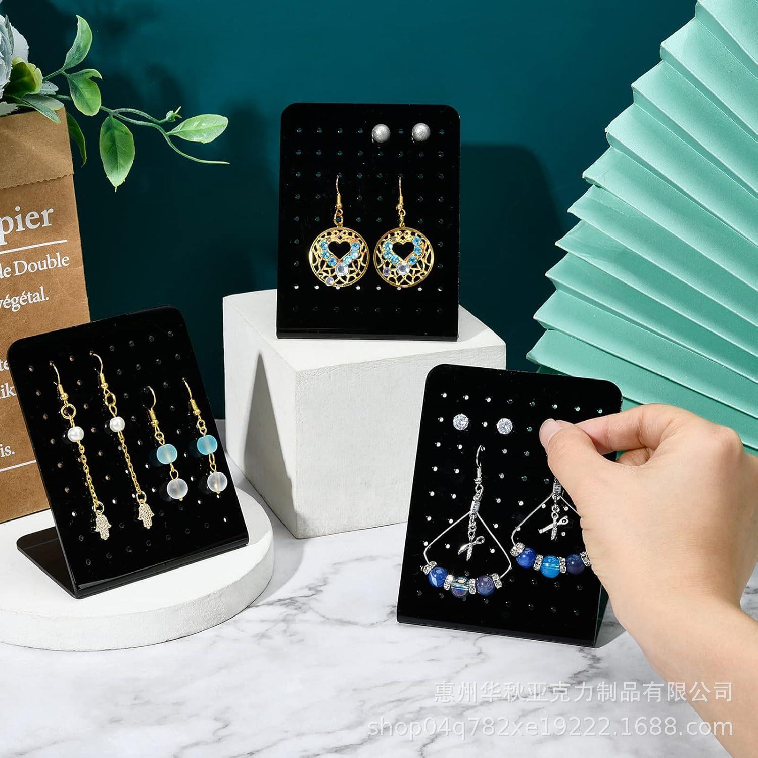 Earring holder 2