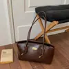 2026 Bolsas Retro Merade de Otoño Nuevo Moda Femenina Bolso de Hombro Único para el Trabajo Bolso de Mano Baguette