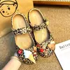 Venta Caliente Lindo Gato KT Decoración Estampado de Leopardo Zapatos de Ballet Moda Versátil Decoración Flor para Zapatos Hebilla Decorativa Crocs DIY