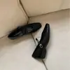 2026 Nova Moda Primavera Sapatos de Couro Plissados de Uma Alça Mary Jane Salto Bloco para Combinar com Saias Sapatos Baixos Femininos