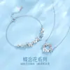 Pulsera Original Tichia de Mariposa y Flor para Mujer Plata de Ley S925 Fresca y de Lujo Ligero Versátil Luminosa Flor de Cerezo Mariposa Joyería de Mano