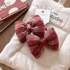 Laço de Cabelo de Algodão Doce e Tridimensional, Elástico Versátil Xadrez Vermelho para Rabo de Cavalo Infantil, Elástico de Ano Novo