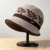 Sombrero de madre para mujeres de mediana edad y ancianas, otoño e invierno, cálido, con felpa adicional, gorro de lana tejido grueso, protección contra el frío, sombrero tipo cubo para abuela, señora mayor
