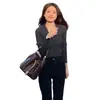Elegante top de punto con cuello en V y manga larga para mujer, adecuado para figuras petite en primavera y otoño, top base vintage ajustado para invierno