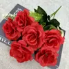 Decoración de Pared de Fondo para el Hogar Estilo Retro Transfronterizo Rosas Simuladas Arreglos Florales de Mesa para Sala de Estar Adornos Flores Falsas Fábrica Venta al por Mayor