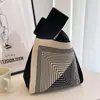 Ins Celebridade da Internet Nova Bolsa de Tricô Estilo Animal Fofo Bolsa Colete Bolsa Feminina Estilo Japonês e Coreano Versátil Bolsa de Tricô para Exterior