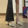 Zapatos de tacón alto luna blanca, tacones de aguja, zapatos de boda blancos 2026, zapatos planos elegantes estilo Chanel con punta cuadrada, hebilla cuadrada y pedrería para mujer