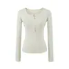 Camiseta Retro Americana Gola Henley Botão de Cinco Garras Manga Longa Outono Novo Estilo Fashionável Versátil Slim Fit Cor Sólida Camada Base