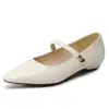 Sapatos femininos vintage de bico quadrado com uma tira, modelo novo 2026, estilosos e versáteis, leves, de corte baixo, sapatos de salto grosso com uma tira