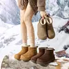 Zapatos de algodón de suela gruesa 2026, botas de nieve de invierno para mujer, forro de felpa, estilo nuevo, versátiles, cálidas, suela suave, botines cortos para mujer, que aumentan la altura