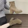 Botas de Equitação Slimming de Salto Alto com Bico Redondo para Mulheres, Nova Moda Versátil Primavera 2026 de Cano Médio com Saltos Grossos