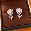Aretes de Flor con Circonita Estilo Ins Coreano Versátiles para el Viaje Diario Joyería para Orejas de Lujo Ligero de Gama Alta