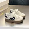 Zapatos de Lona para Niños 2025 Primavera/Verano Zapatos de Malla Zapatos Blancos para Niños Tenis de Malla Suela Blanda Zapatos Casuales para Correr