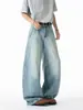 Calça jeans masculina larga azul lavada com efeito desgastado estilo retro americano, calça longa reta solta, calça slim fit com leve boca de sino