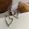 Aretes de Corazón de Metal, Estilo Coreano, Modernos y Elegantes, Desmontables y de Doble Uso, Aretes Únicos Que Te Enamorarán a Primera Vista