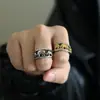 Anillo de elefante retro de tendencia europea y americana, anillo de titanio de acero dorado de personalidad, venta directa de fabricantes de joyería de acero de titanio Haiteng