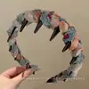 2026 Nuevo Estilo Diadema de Mujer Plisada de Ala Ancha Sensación de Alta Gama Cubre la Parte Superior del Cráneo Hace que la Cara se Vea Más Pequeña Cubre la Raya del Cabello Pinza para el Cabello Accesorio para el Cabello