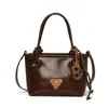 Bolsa Pequena Retrô Transfronteiriça para Mulheres 2025 Novo Estilo de Inverno Versátil Bolsa de Ombro Transversal Bolsa de Mão Exquisita Bolsa Saco