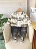 Traje de Otoño para Niños Niños 2025 Nuevo Traje de Tres Piezas para Niños Traje Guapo para Niños Moda Ropa Infantil Tendencia Comercio Exterior Venta al por Mayor